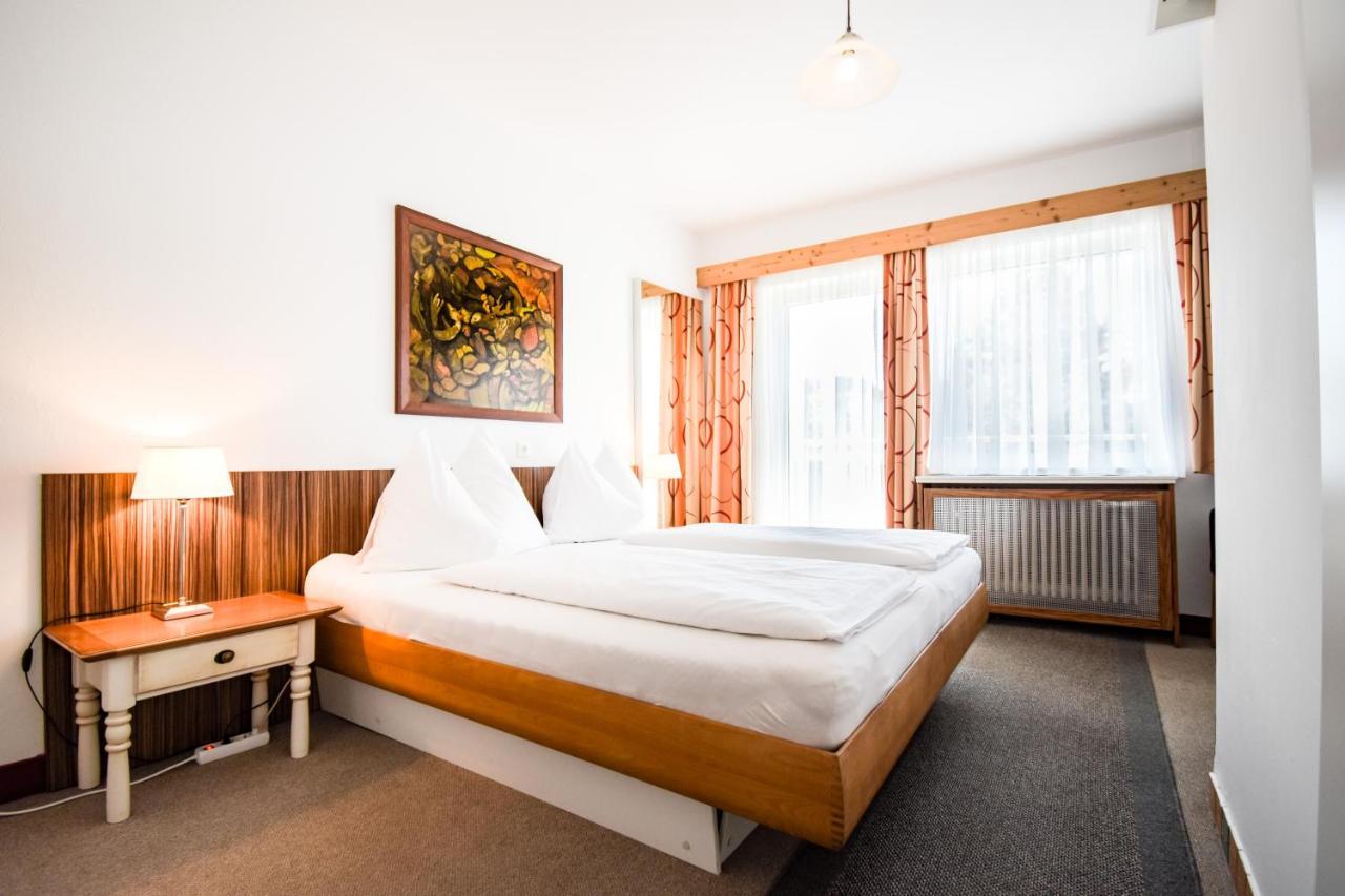 Gartenhotel Garni Pension B&B Innsbruck Eksteriør billede